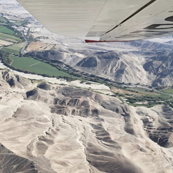 Nazca: 30 Minutos de Vuelo Sobre 13 Lineas de Nazca - Image 2