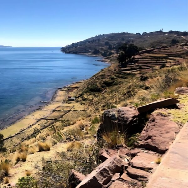 Puno: Full Day Islas Flotantes de los Uros + Taquile - Image 4