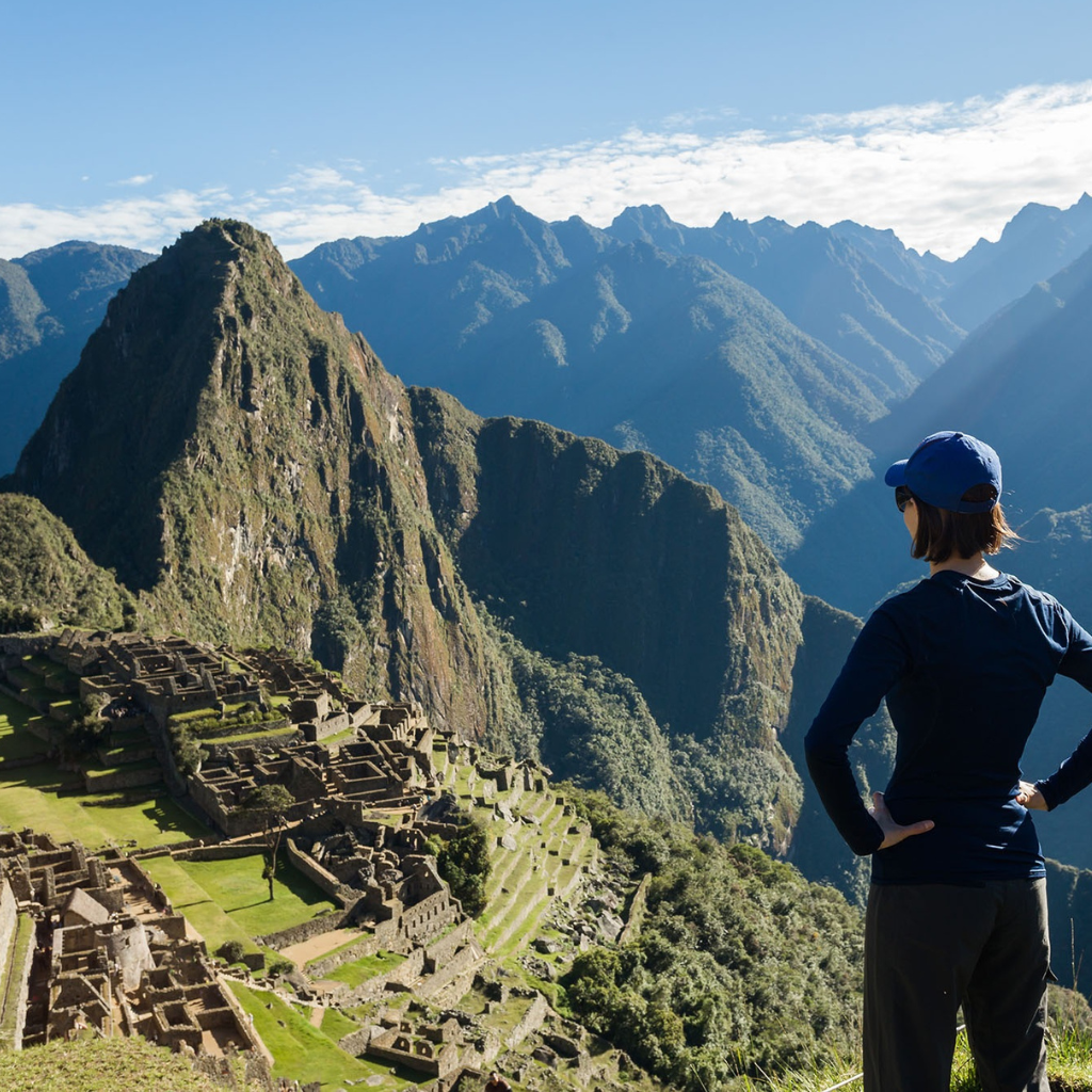 vista de la imponente ciudad de Machupicchu